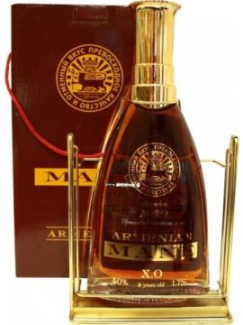 Коньяк Манэ выдержка 8 лет 40% 1,75л п/у на качелях