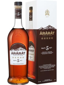 Коньяк Арарат 5 лет 40% 0,7л п/у Арарат